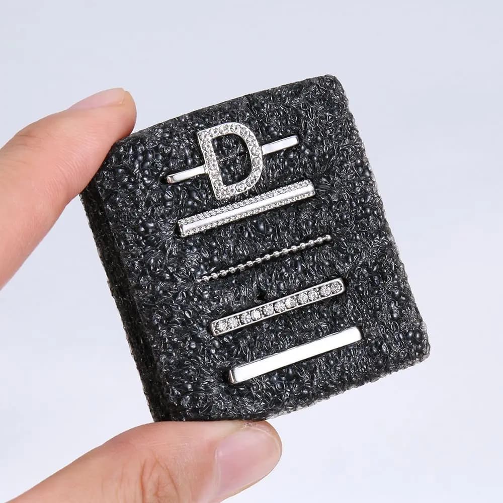 26 Letters Metal Charms Decorative Ring For Apple Watch Band Diamond Ornament Smart Watch Silicone Strap Bracelet Accessories - 3