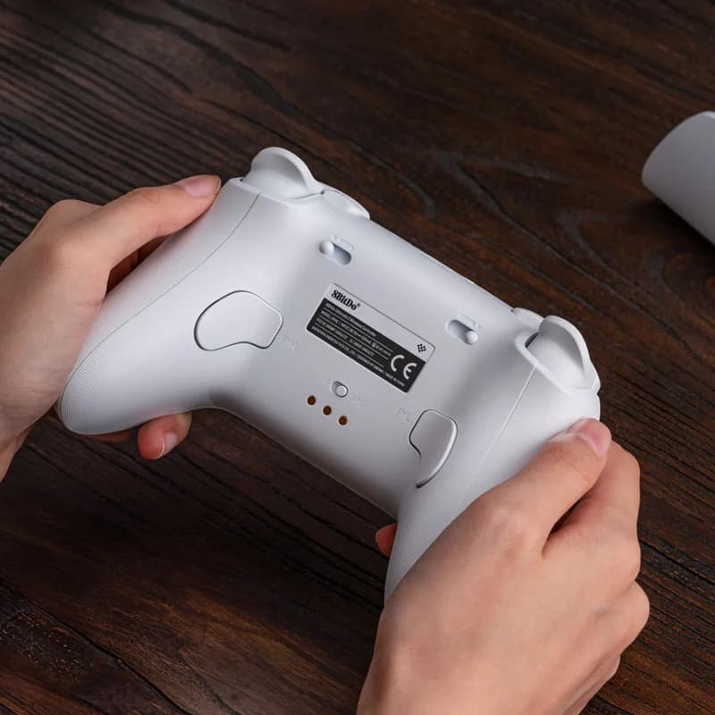 وحدة تحكم الألعاب اللاسلكية 8BitDo Ultimate 2 لأجهزة الكمبيوتر وأندرويد مع عصي تحكم TMR، زناد قابل للتبديل، تحكم بالحركة، 8 سرعات - 4