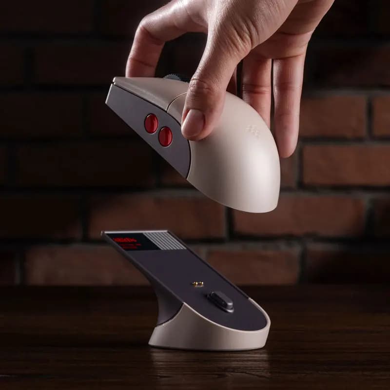 8BitDo Retro R8 Mouse with PAW 3395 Optical Sensor DPI 26K, Wireless 4K Polling Mouse with Charging Dock - N Edition - 2