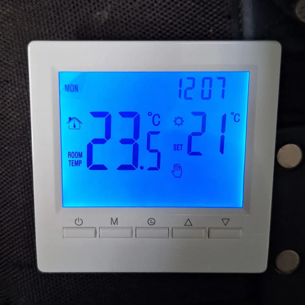 ترموستات ذكي رقمي قابل للبرمجة منظم درجة حرارة تسخين غلاية الغاز تحكم يدوي ترموستات يعمل بالبطارية مع قفل للأطفال - 2