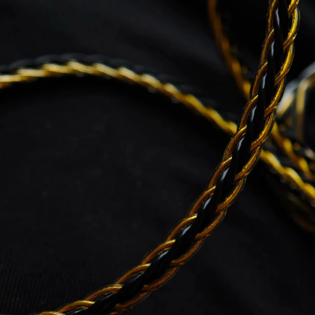 MoonDrop KATO/Starfield 2/Blessing 3 Upgrade Cable - 8-Strand High-Fidelity 0.78mm 2-Pin Wire with 4.4/2.5mm Balanced Plugs - 5