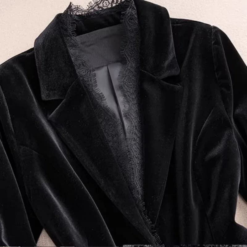 بلازر مخملي أسود فاخر للنساء | جاكيت قصير بزخارف ذهبية وحواف دانتيل | معطف خارجي للربيع والخريف G872 - 3