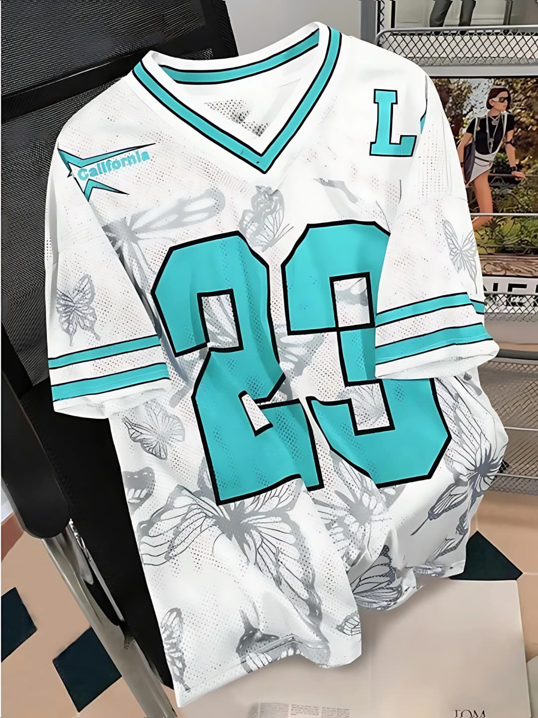 2025 Summer New Men's T-shirt Casual sporty breathable and lightweight V-neck men's T-shirt - 6