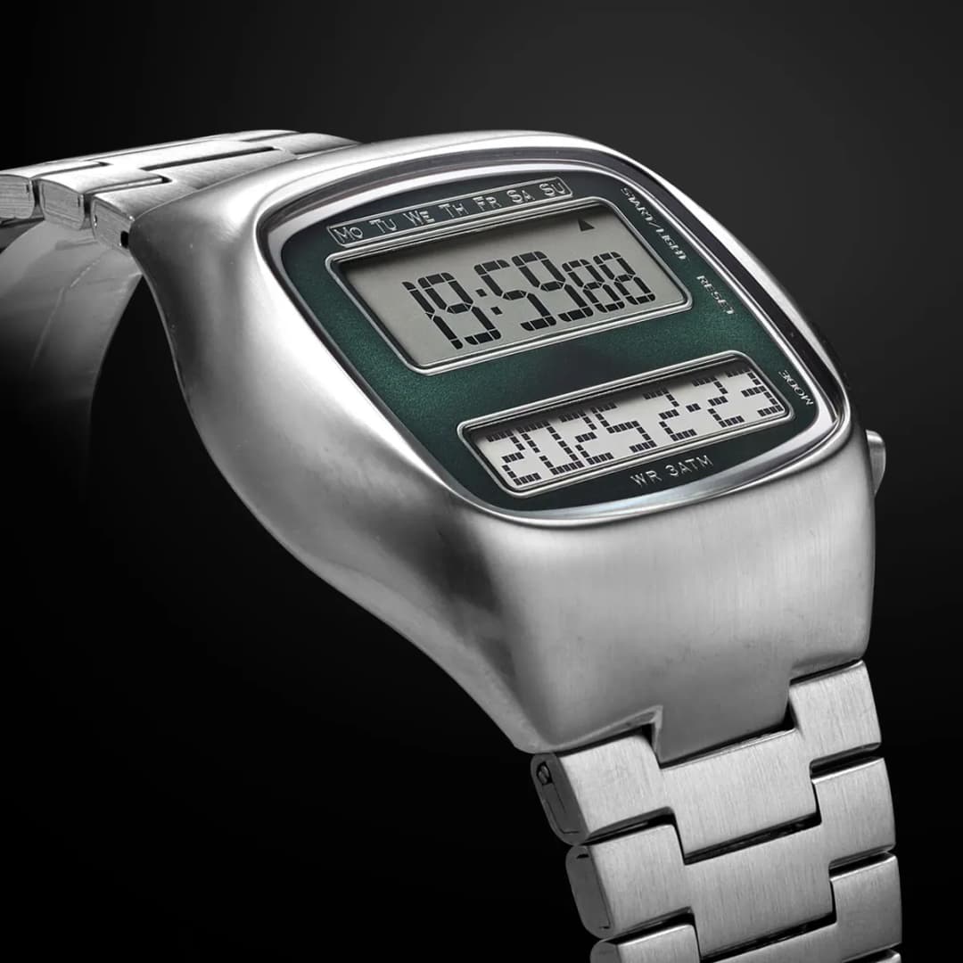 ساعة رجالية رقمية كلاسيكية بشاشة مزدوجة وإضاءة خلفية عرض السنة والشهر والتاريخ والأسبوع سوار من الستانلس ستيل ساعة معصم للجنسين - 3