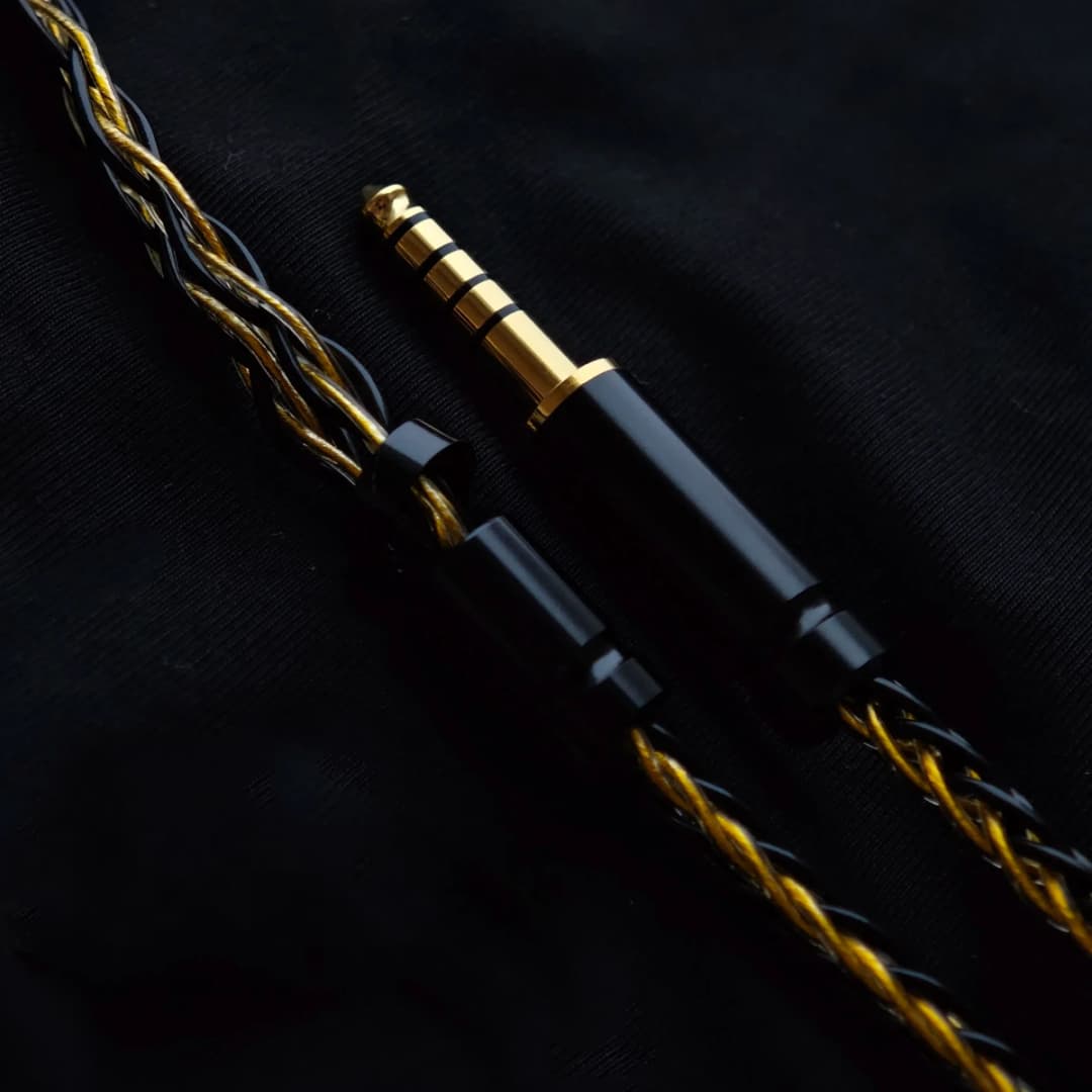 MoonDrop KATO/Starfield 2/Blessing 3 Upgrade Cable - 8-Strand High-Fidelity 0.78mm 2-Pin Wire with 4.4/2.5mm Balanced Plugs - 3