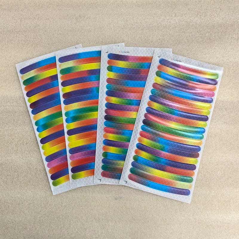 Anti-Collision Reflective Warning Stickers For Car Motorcycle, Bicycle Wheels, Seven-Color Laser Car Decoration Accessories - 4