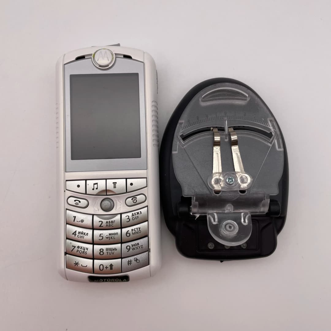 Refurbished Motorola ROKR E1 Original E1 0.3MP Detachable Battery 830mAh Cell Phone Wholesale Free shipping - 6