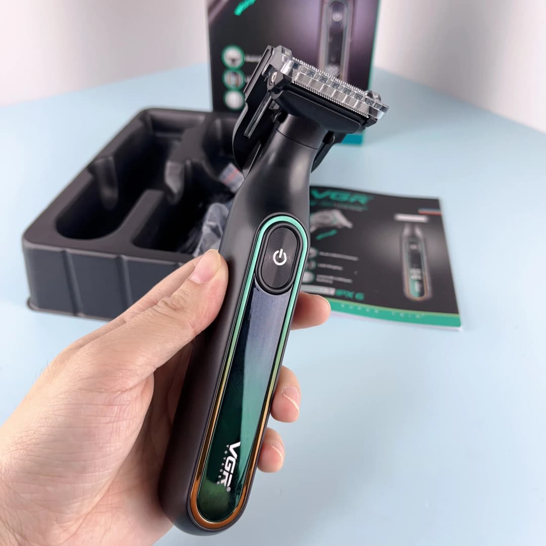 VGR 360 ماكينة تشذيب شعر مقاومة للماء، قابلة لإعادة الشحن، قابلة للتعديل، مناسبة لكامل الجسم، للرجال - 6