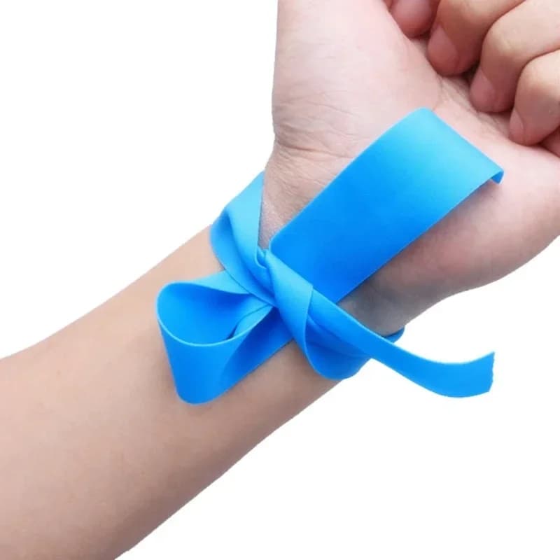 لفة واحدة من أربطة التورنيكيه القابلة للتصرف، مطاطية وخالية من اللاتكس، معدات طوارئ طبية للتخييم والبقاء - 2