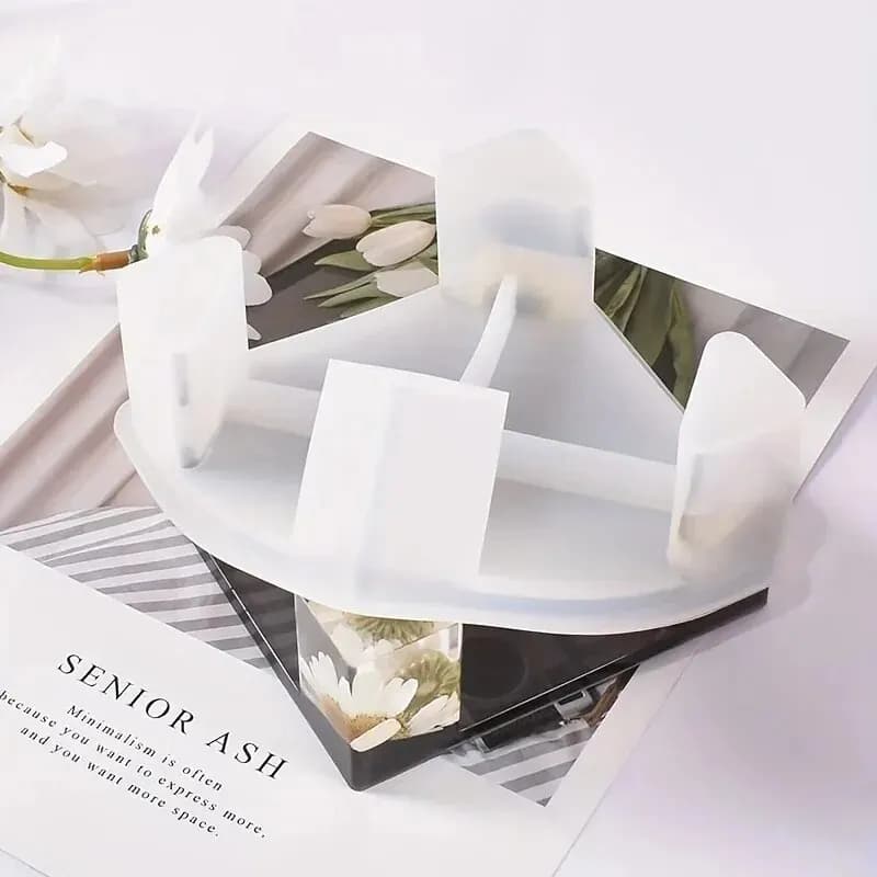 تتضمن مجموعة قوالب راتينج كوستر قطعة واحدة من قالب صندوق تخزين كوستر، 4 قطع من قالب كوستر راتنج السيليكون لراتنجات الإيبوكسي - 6