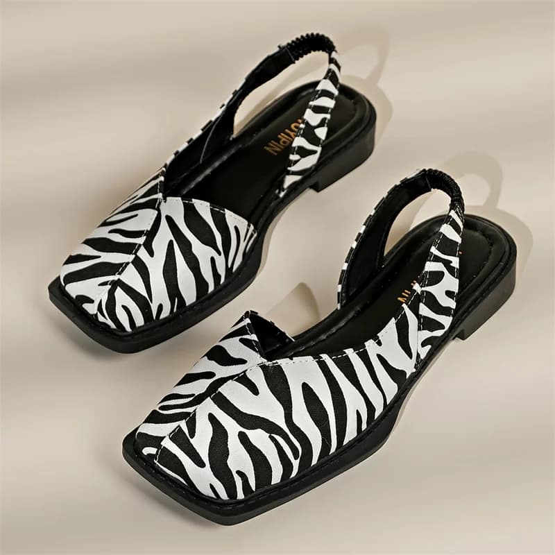 Leather Toe Cap Sandals for Women 2024 New Flat Bottomed Square Toe Single Shoes, Retro Exterior Wear, Anti Slip Beach Slippers - 6