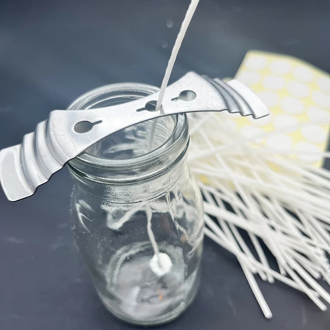 طقم صنع الشموع يحتوي على 60/100 قطعة من قلب الشمع الورقي الحديدي + 50/100 قطعة من شمع فول الصويا مع حامل معدني لملحقات صنع الشموع - 3