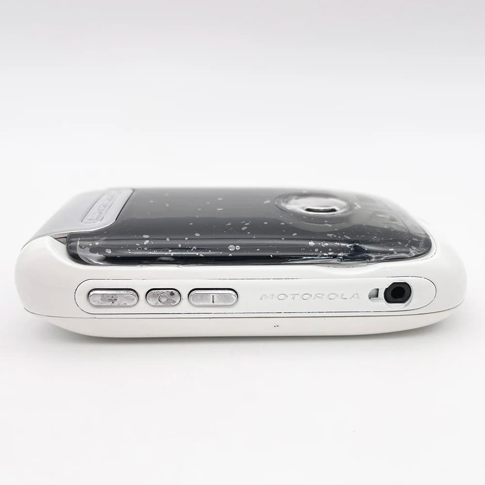 هاتف محمول موتورولا A1200 أصلي مفتوح 2 ميجابكسل 850 مللي أمبير 2G GSM 850 / 900 / 1800 / 1900 شاشة 2.4 بوصة - 6